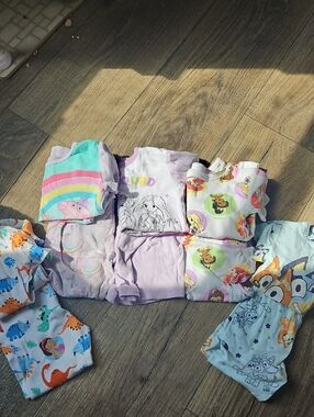 Girls Mixed Character Pajama Bundle - Pastel Purple & Multi